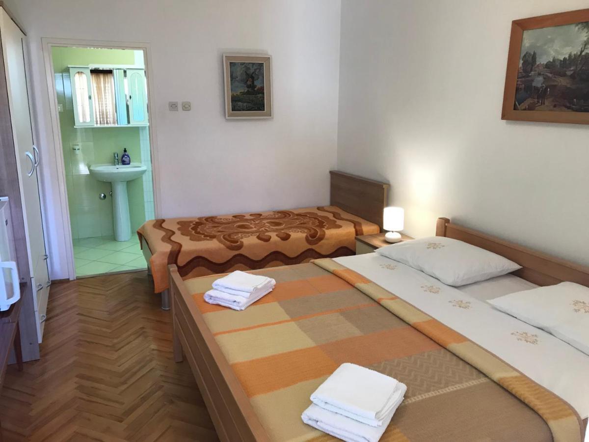 Summer Rooms Baska מראה חיצוני תמונה