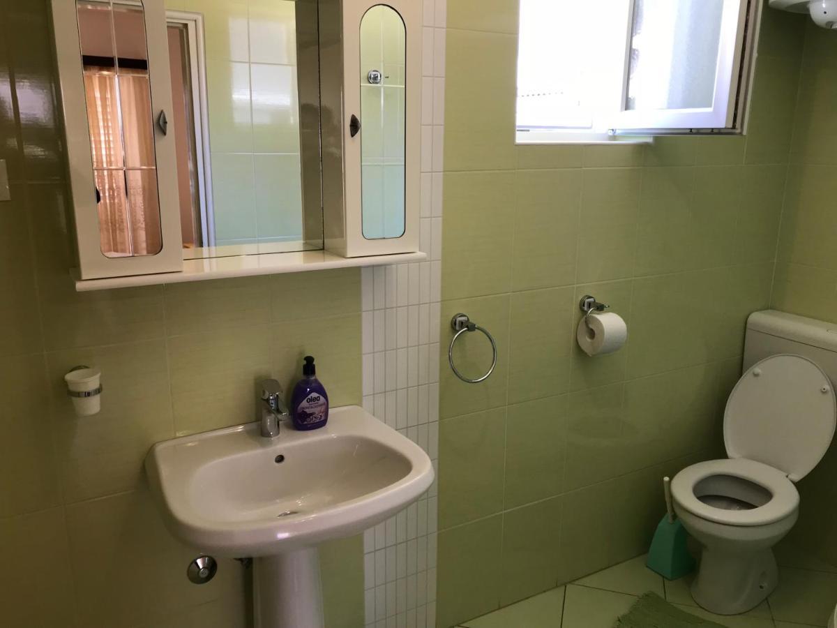 Summer Rooms Baska מראה חיצוני תמונה