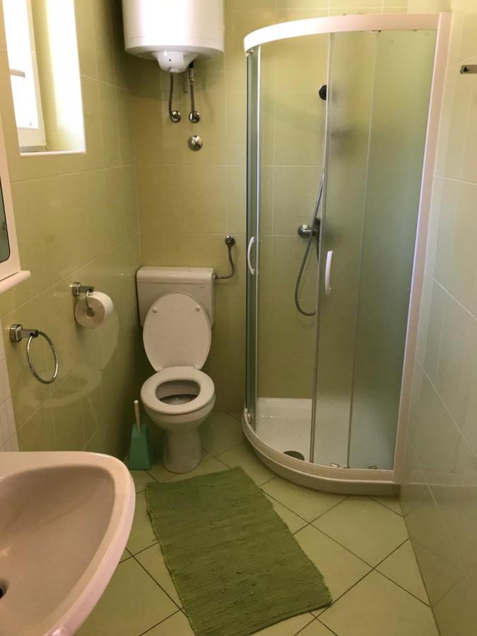 Summer Rooms Baska מראה חיצוני תמונה