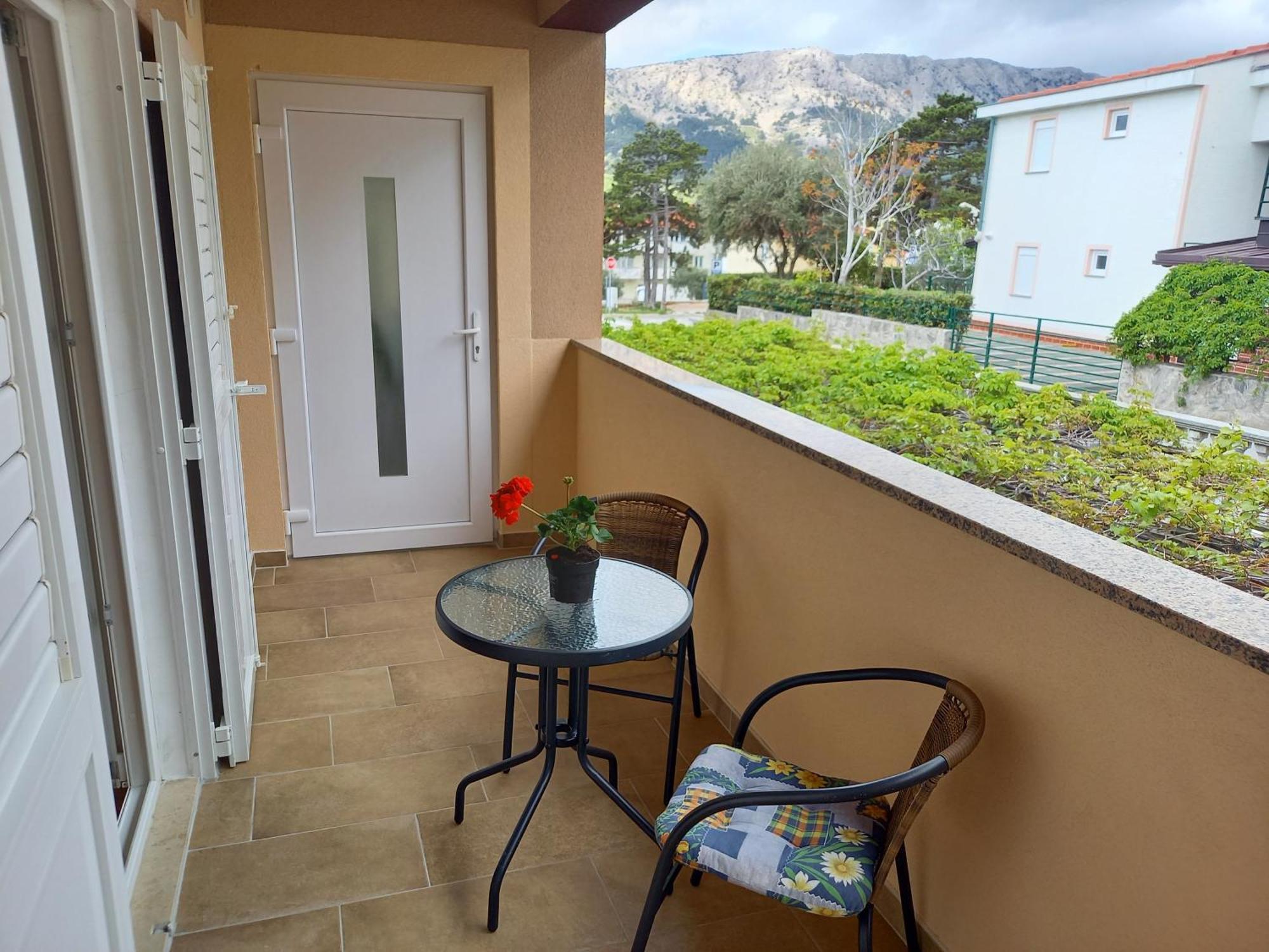 Summer Rooms Baska מראה חיצוני תמונה