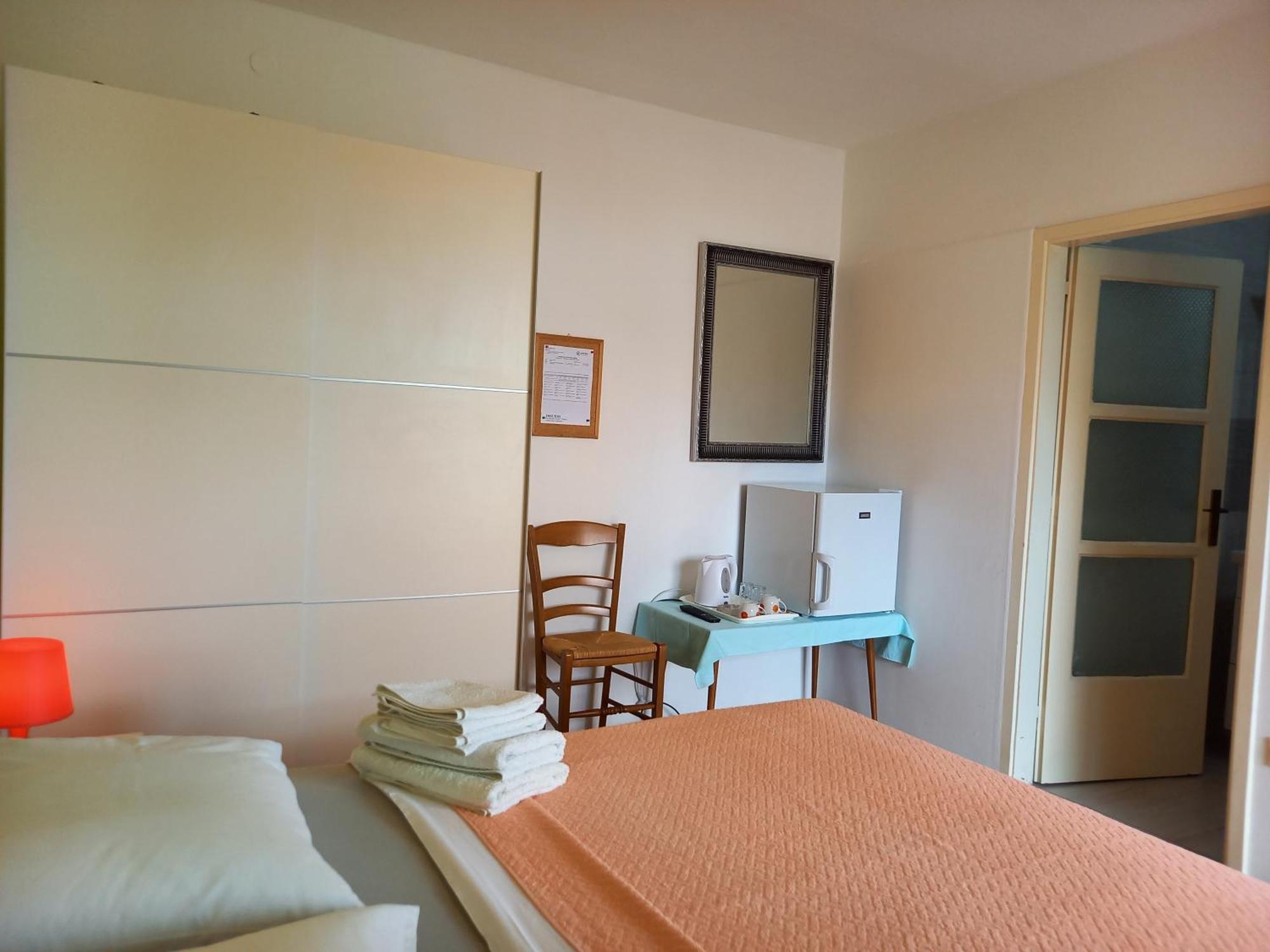 Summer Rooms Baska מראה חיצוני תמונה